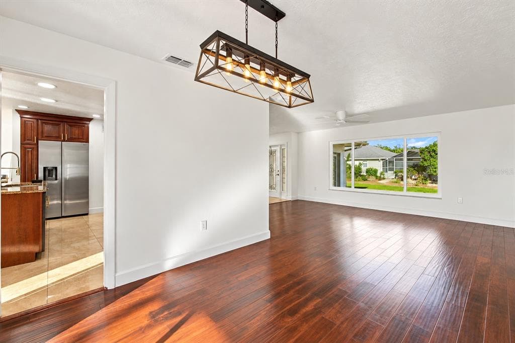 511 BONITO AVENUE photo 8