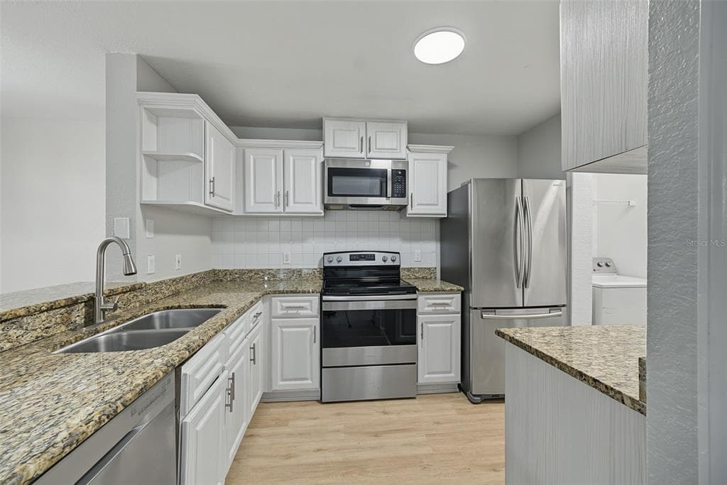 7524 SEURAT STREET 12202 photo 6