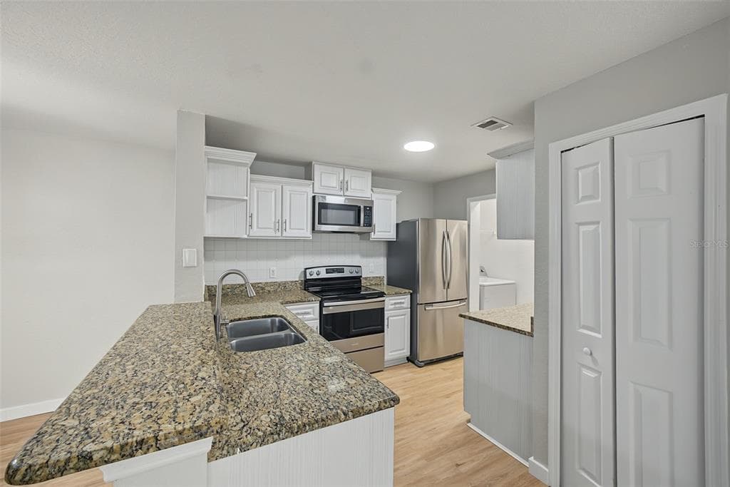 7524 SEURAT STREET #12202 4