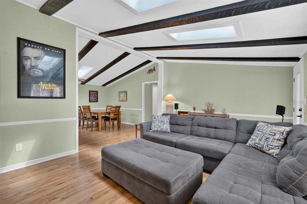 200 HILDAGO ROAD photo 9