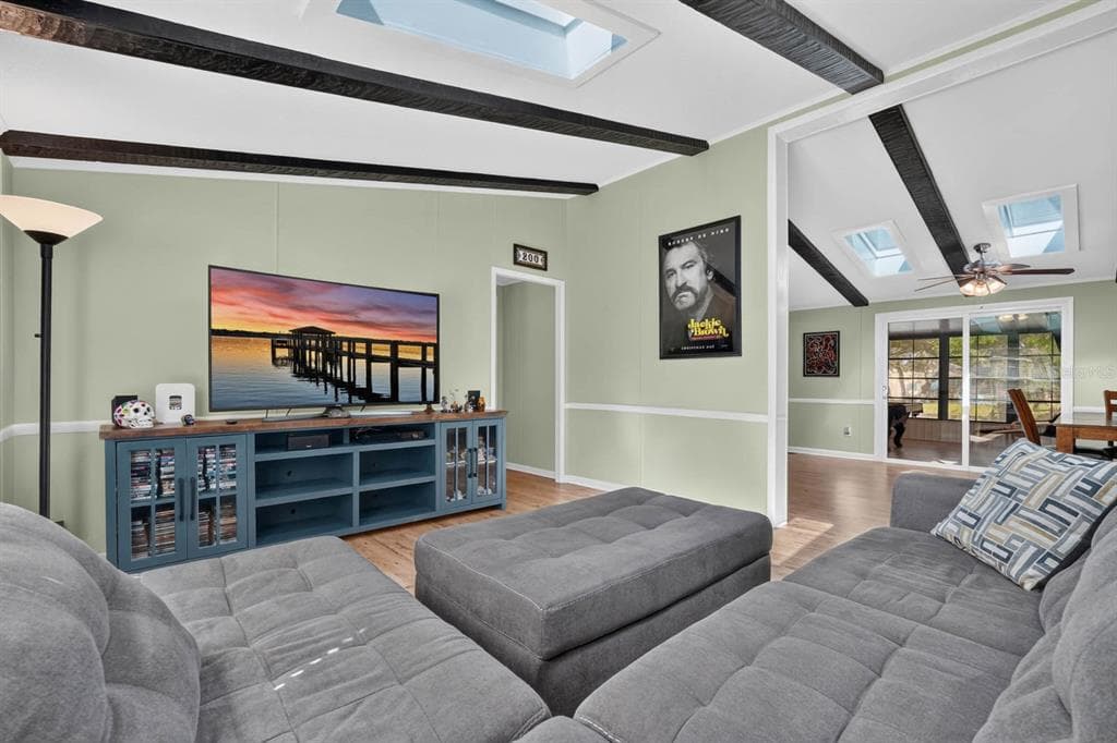 200 HILDAGO ROAD photo 8