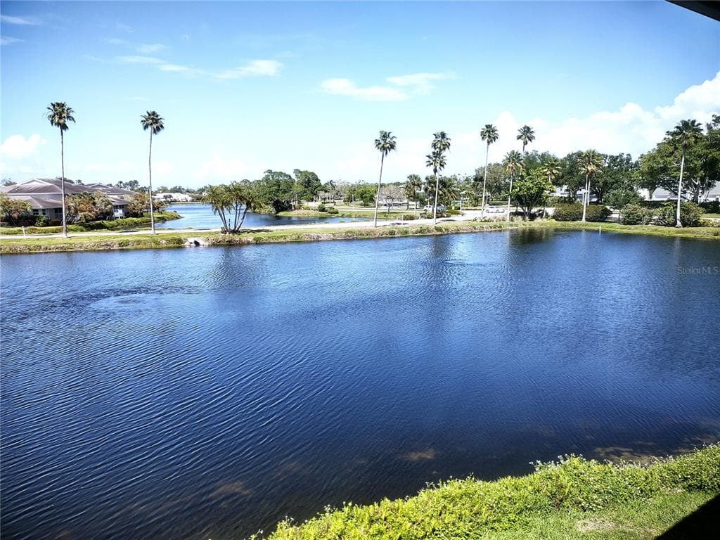 876 AUDUBON DRIVE 876 photo 9