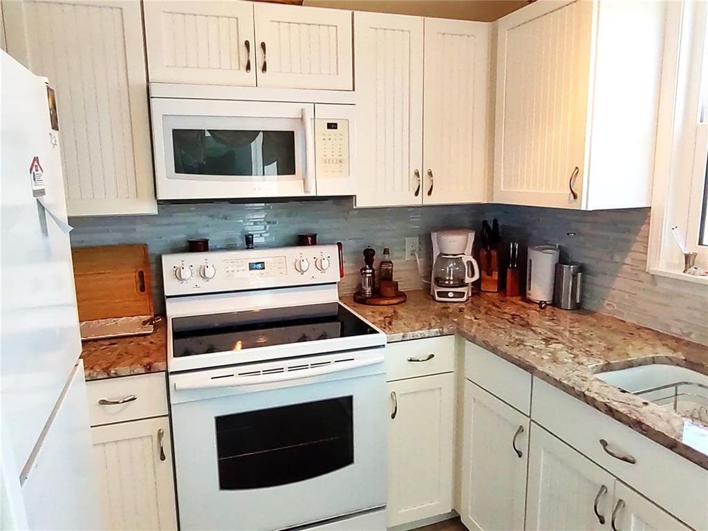 876 AUDUBON DRIVE 876 photo 14