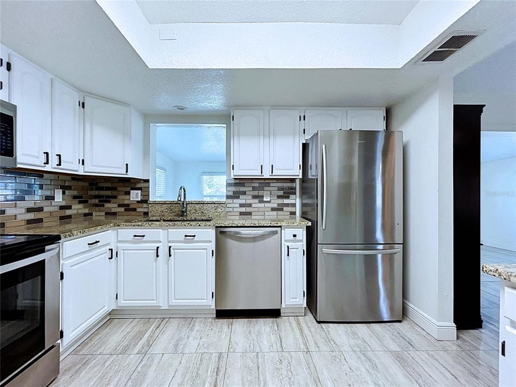 3202 PINE SHADOW DRIVE photo 21