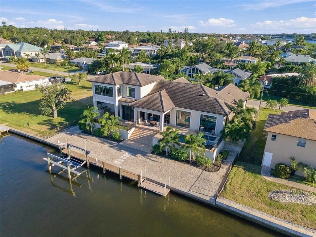 1521 SHELBURNE LANE photo 12
