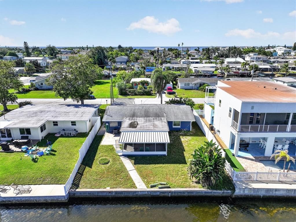 13232 NEPTUNE DRIVE photo 1