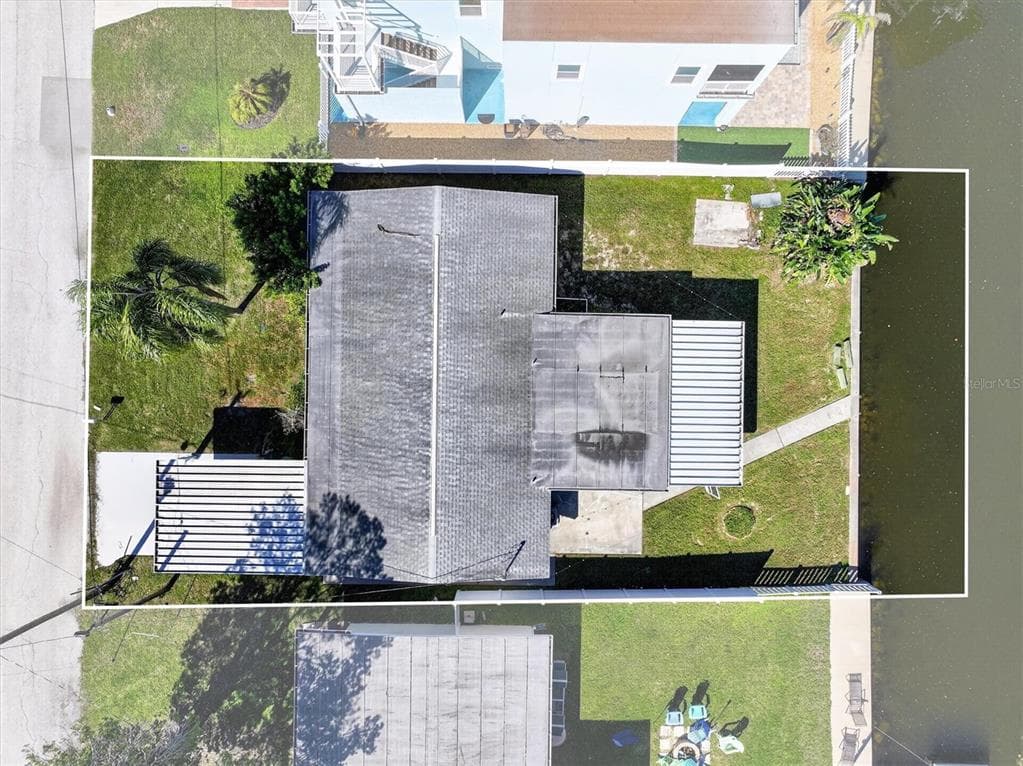 13232 NEPTUNE DRIVE photo 9
