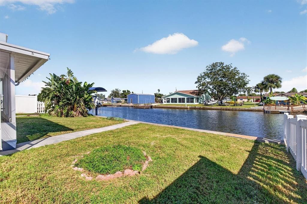 13232 NEPTUNE DRIVE photo 4