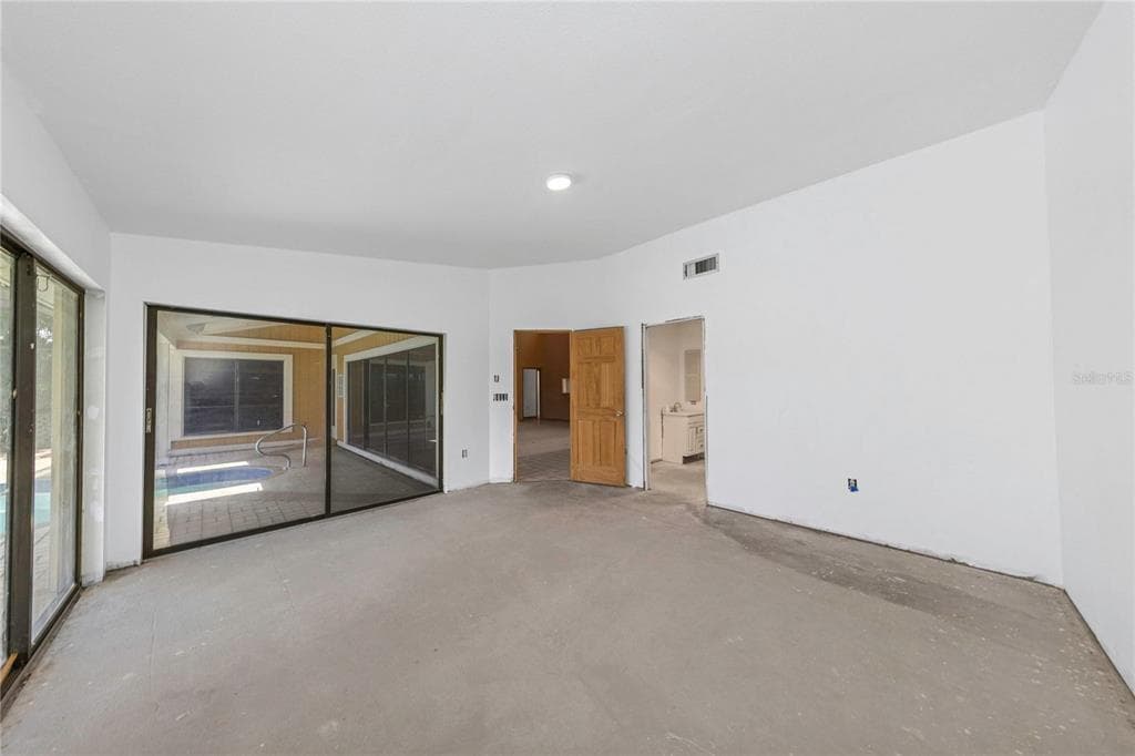 7448 17TH LANE NE photo 13