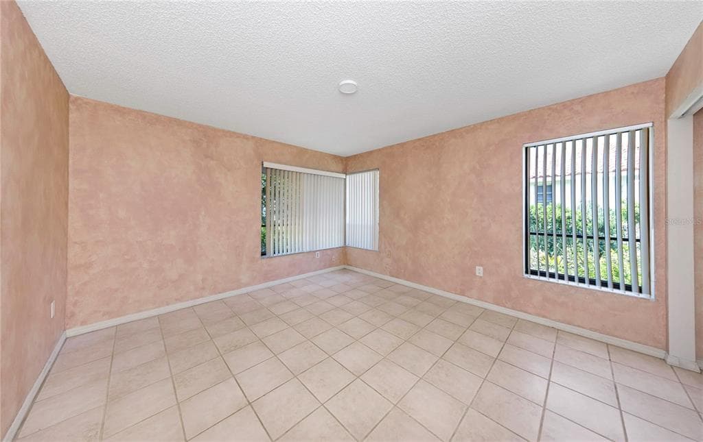 7448 17TH LANE NE photo 16