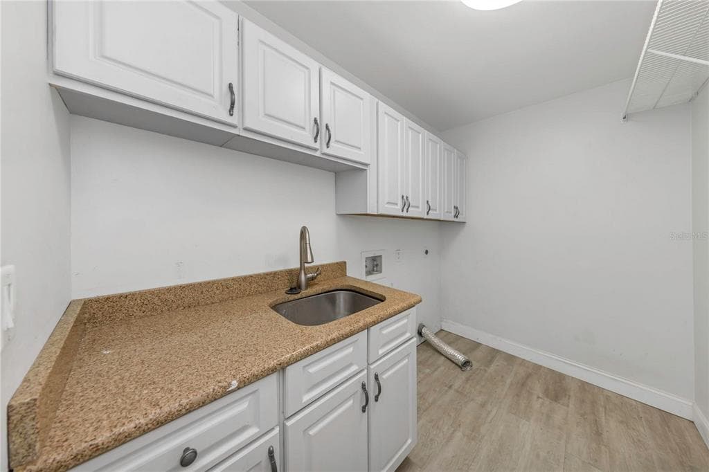 7448 17TH LANE NE photo 24