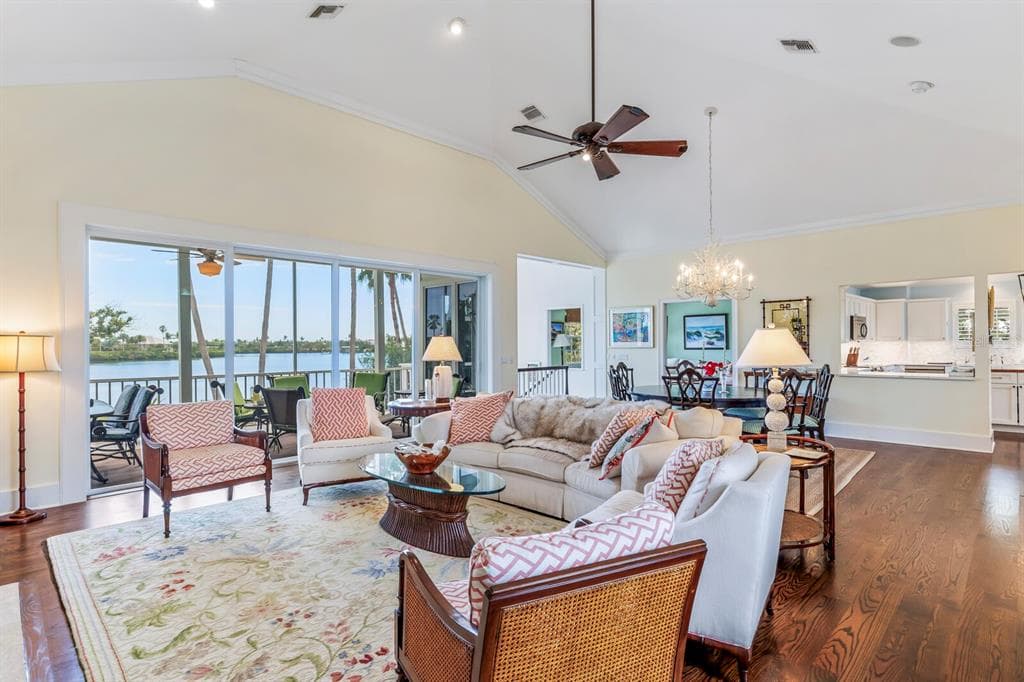 1678 JOSE GASPAR DRIVE photo 4