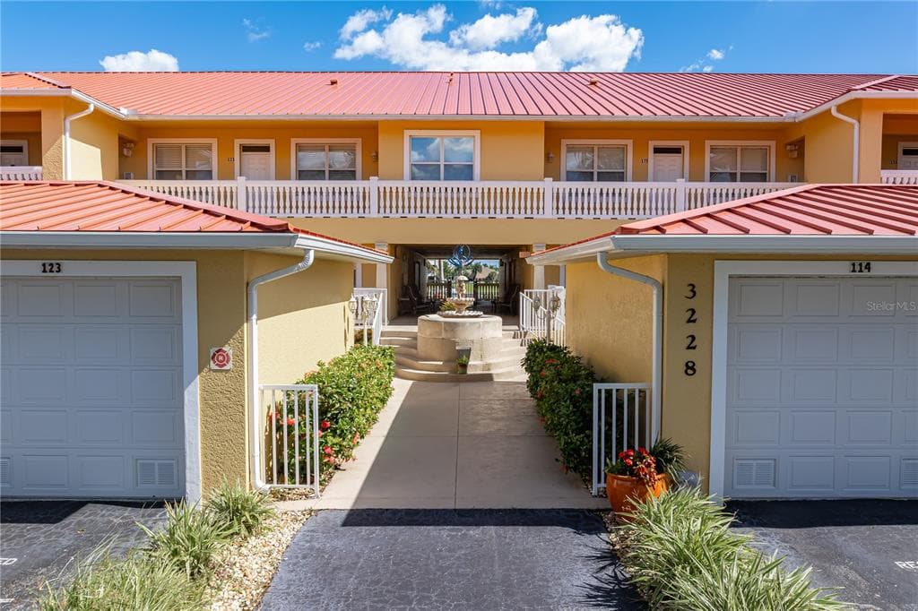 3228 PURPLE MARTIN DRIVE 111 photo 17