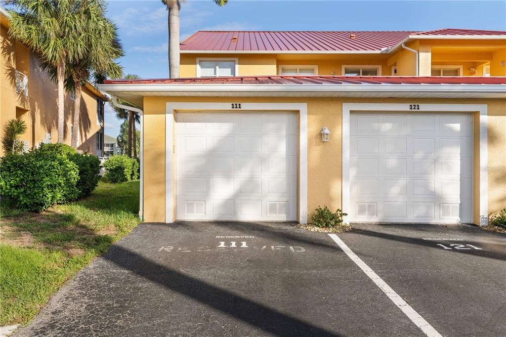 3228 PURPLE MARTIN DRIVE 111 photo 16