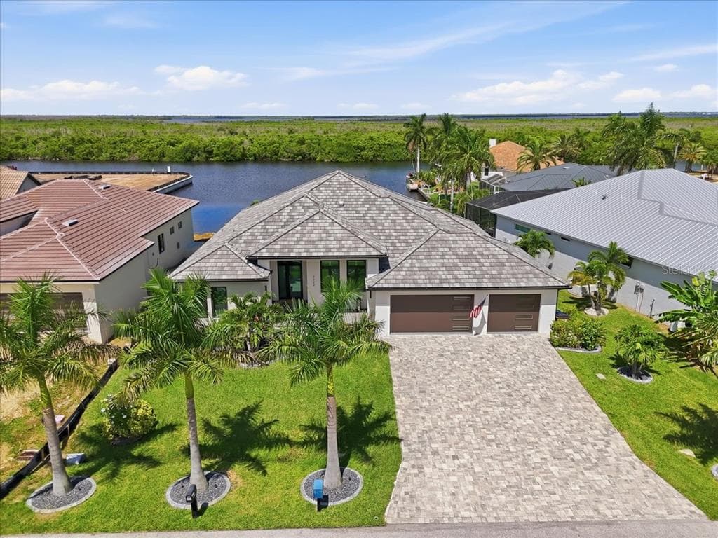 2622 SW 29TH PLACE 4