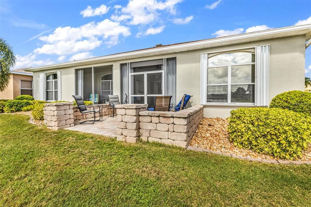 24347 BUCKINGHAM WAY photo 9