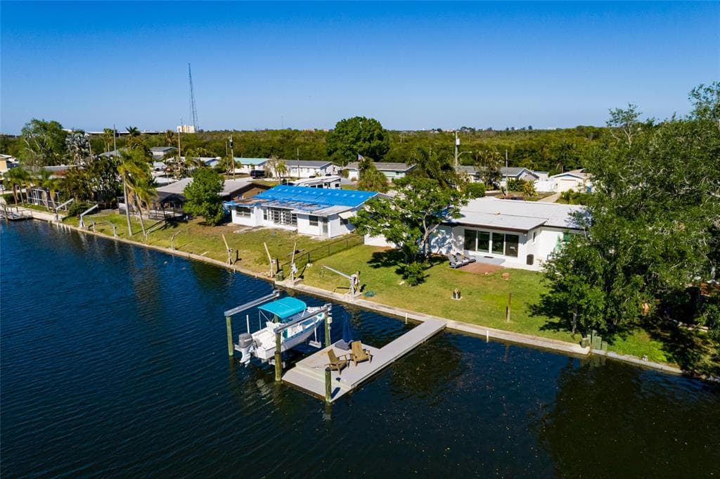 9298 SUN ISLE DRIVE NE photo 20