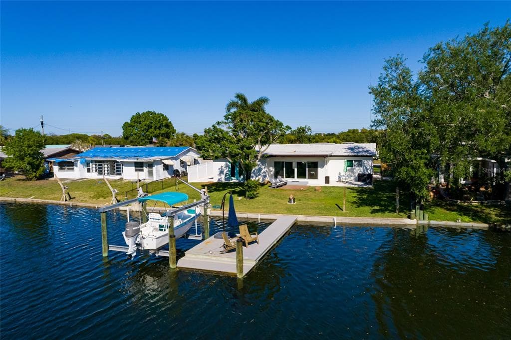 9298 SUN ISLE DRIVE NE photo 18