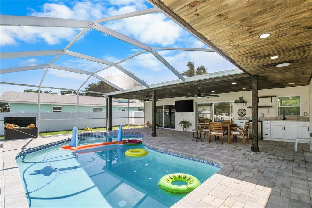 1575 BROOKSIDE BOULEVARD photo 3