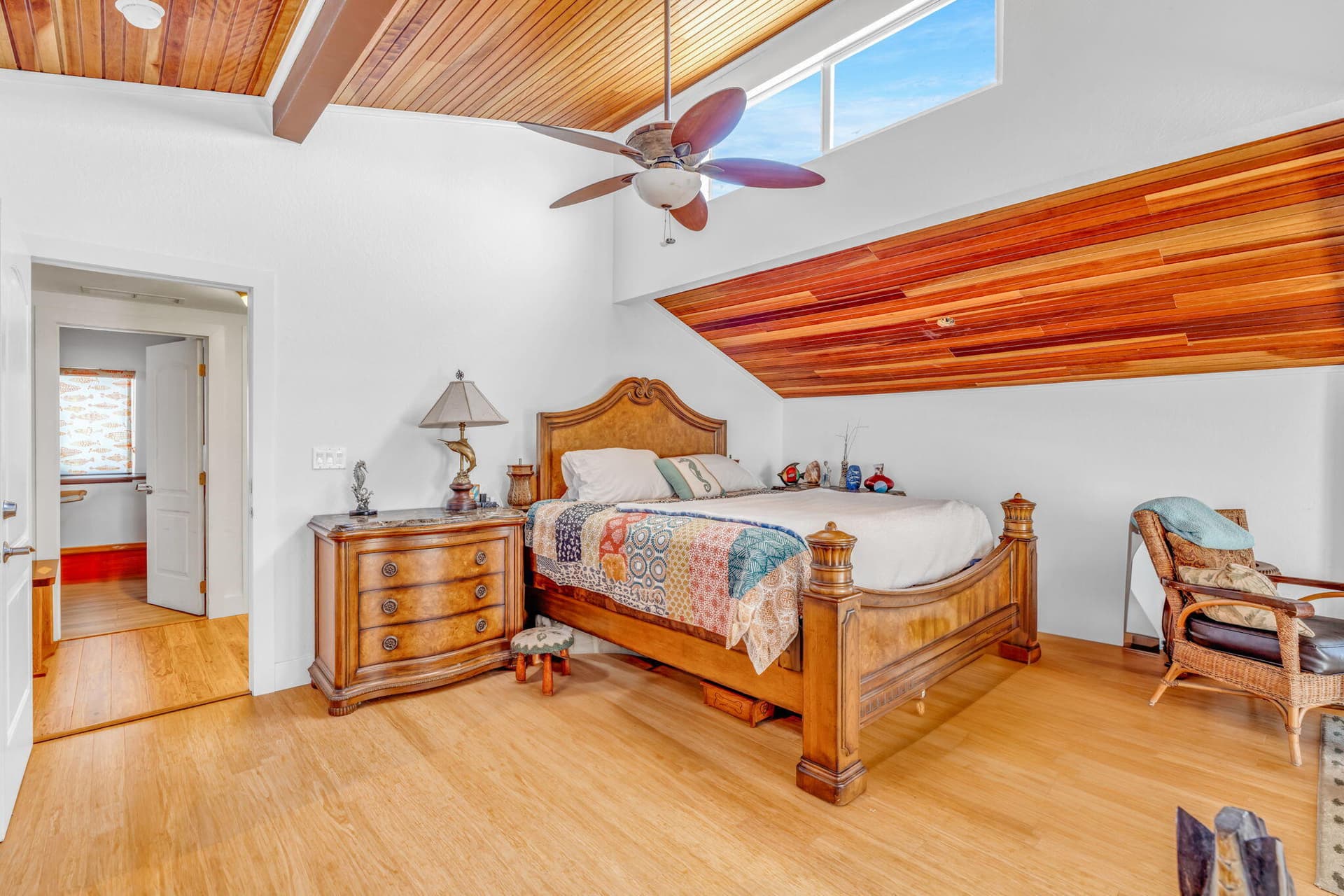 894 Ellen Dr photo 23