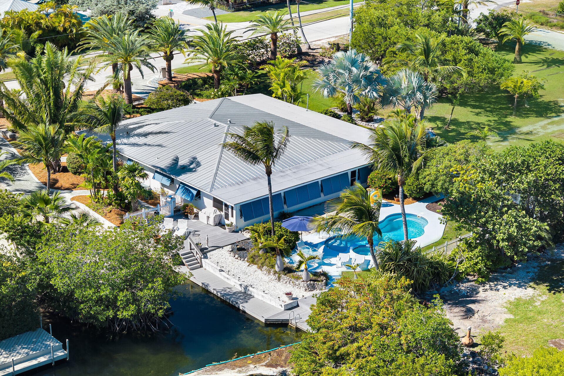 1481 Sugarloaf Boulevard photo 3