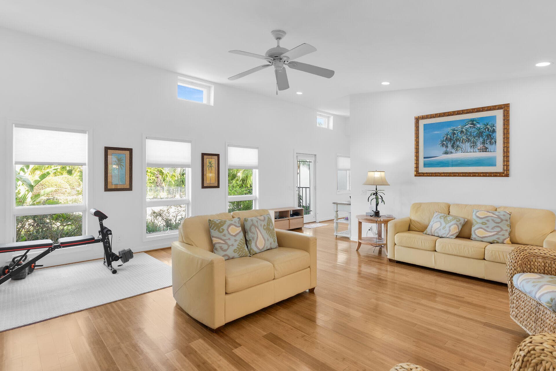 7501 Gulfstream Boulevard photo 7