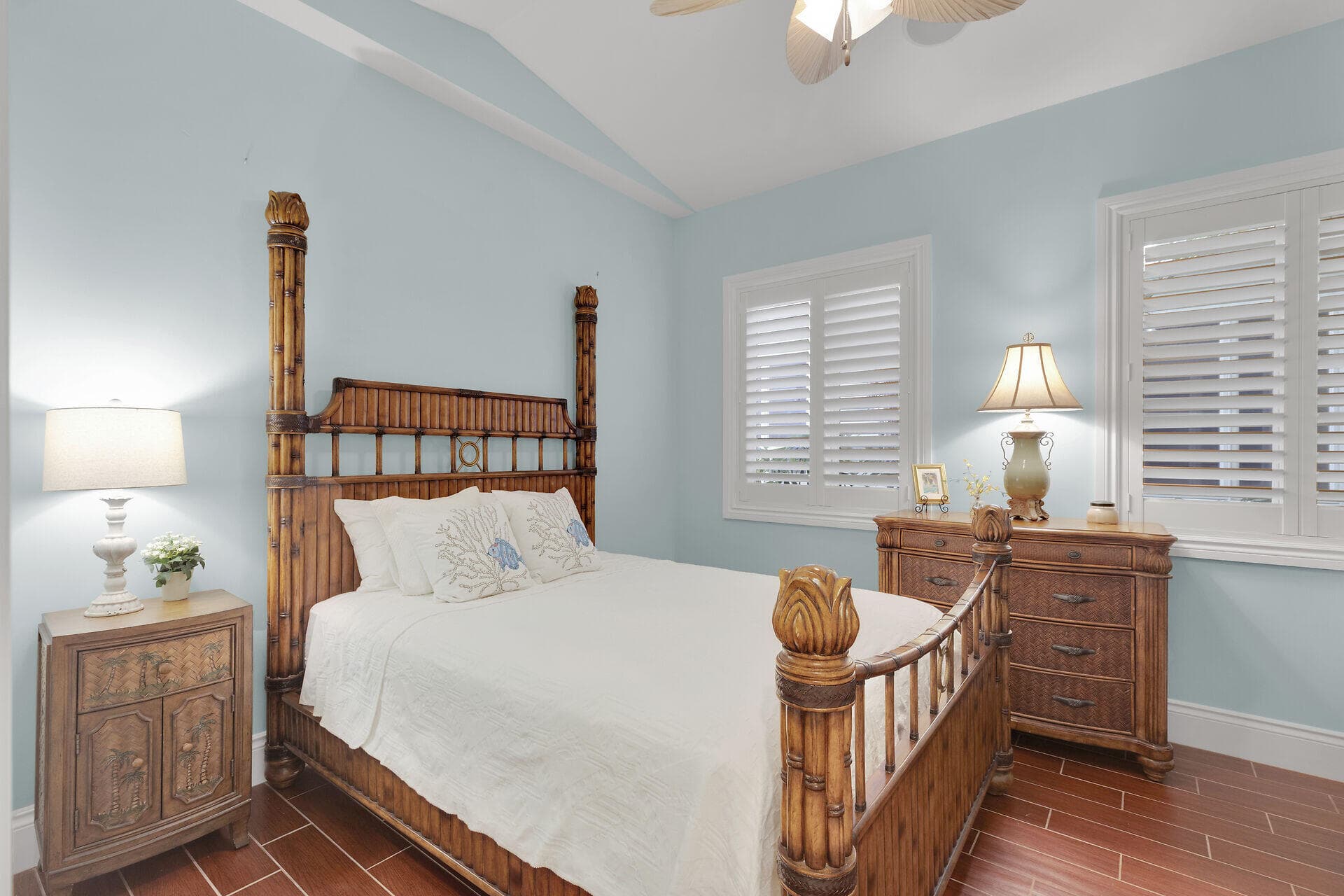 821 W Ocean Drive 3 photo 24
