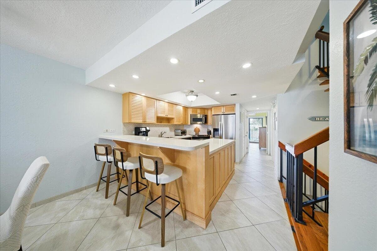 1133 W Ocean Drive 7 photo 5