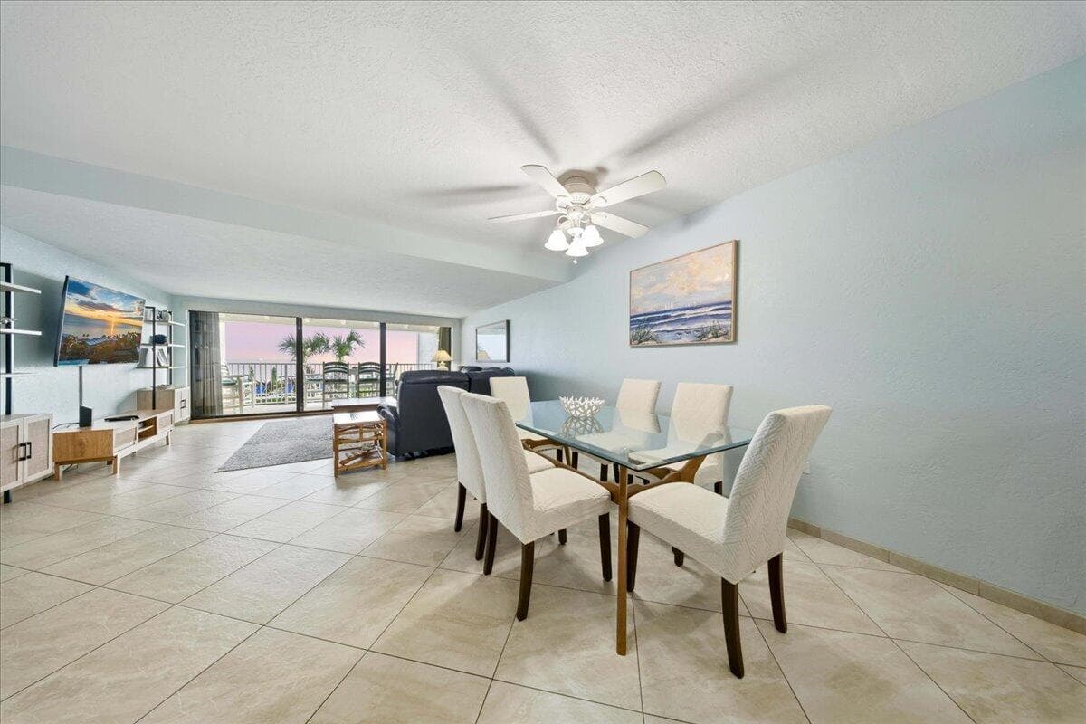 1133 W Ocean Drive 7 photo 8