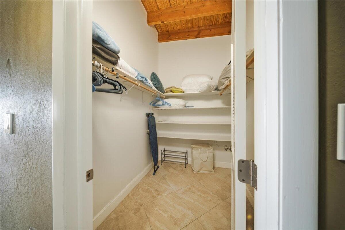 1133 W Ocean Drive 7 photo 20