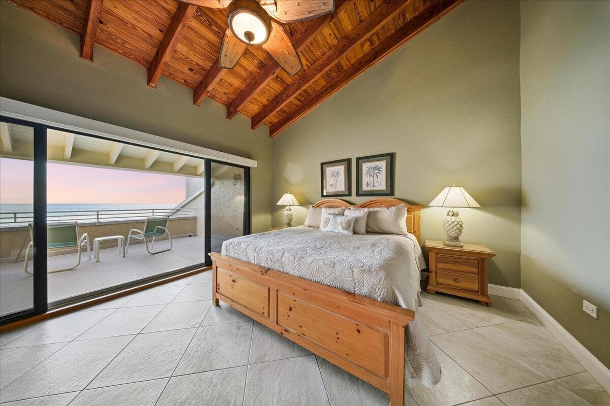 1133 W Ocean Drive 7 photo 14