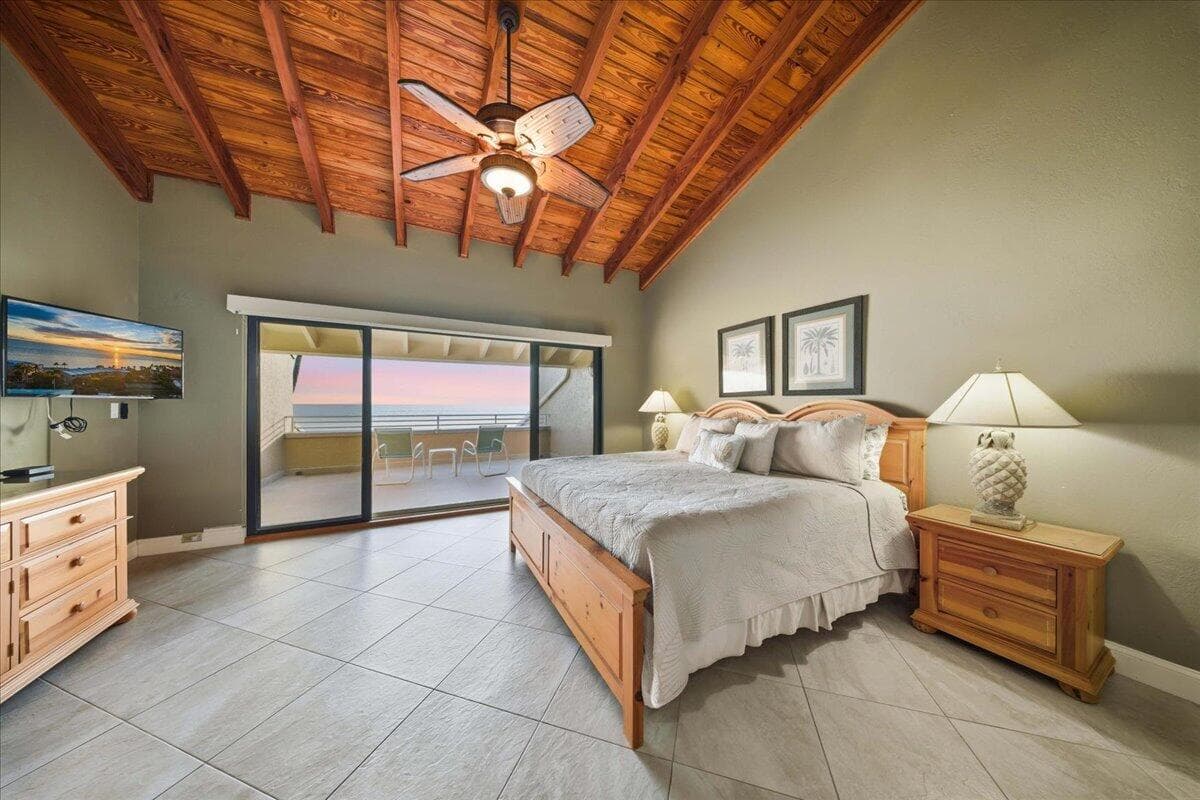 1133 W Ocean Drive 7 photo 17