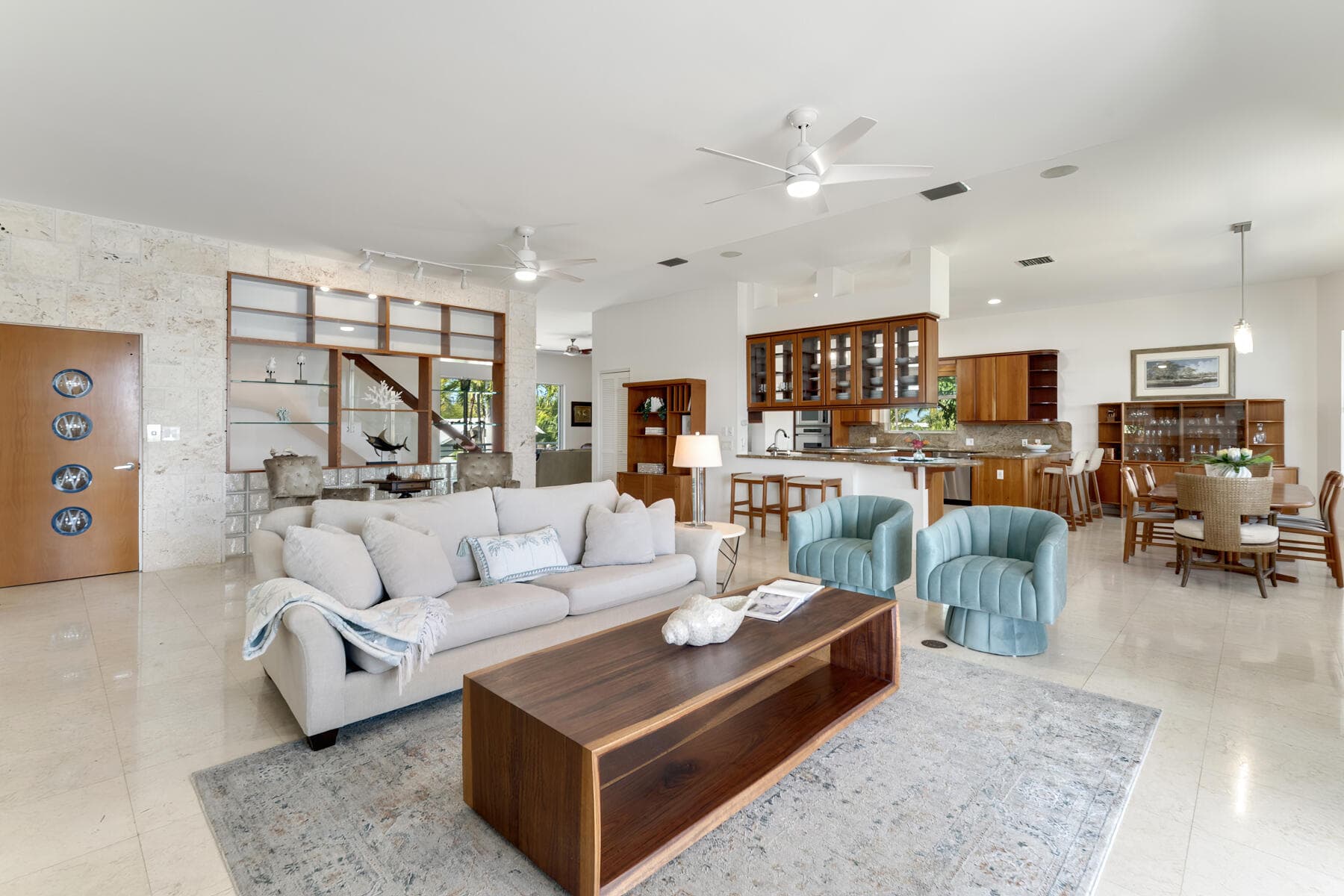 137 Sapodilla Dr photo 13