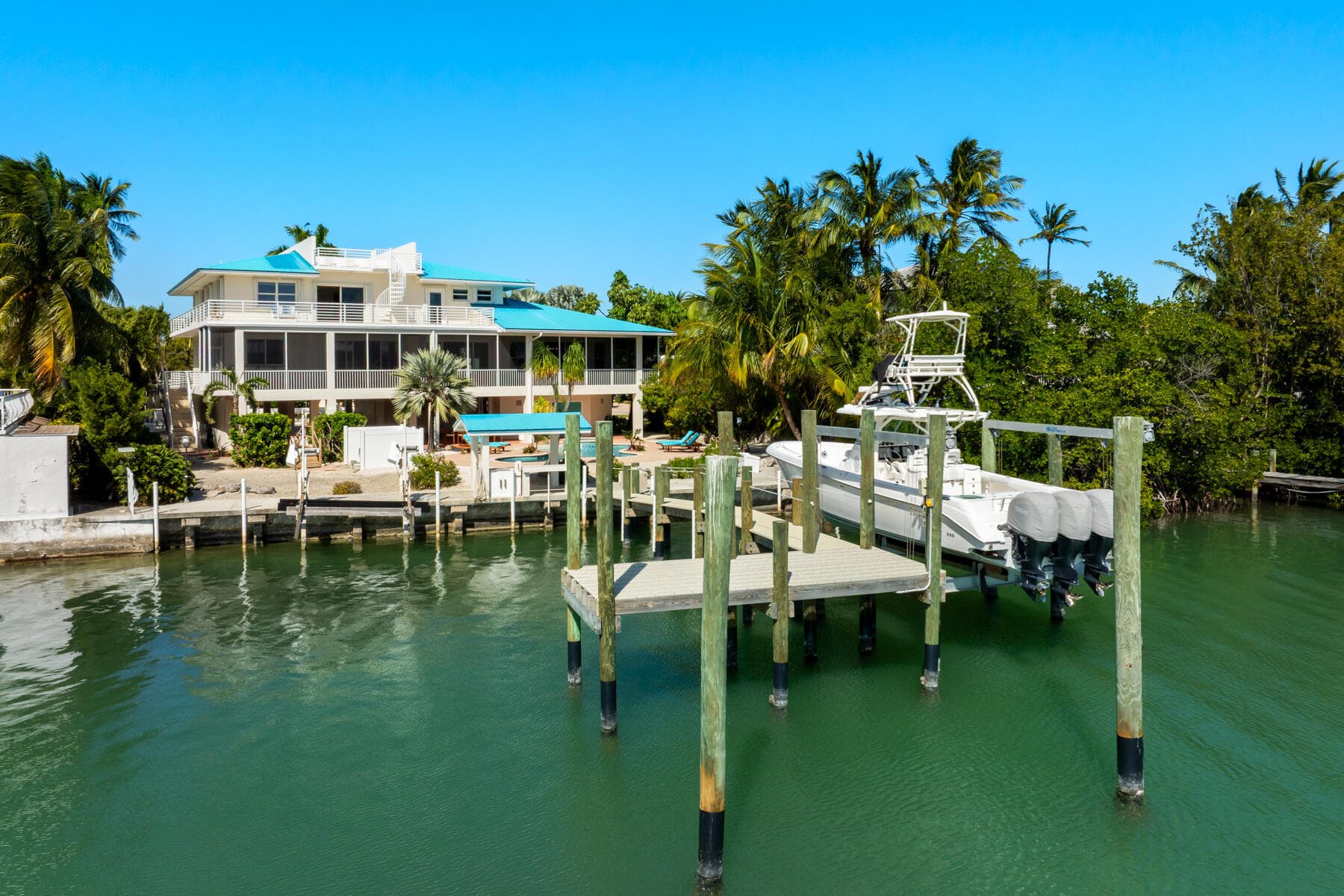 137 Sapodilla Dr photo 2