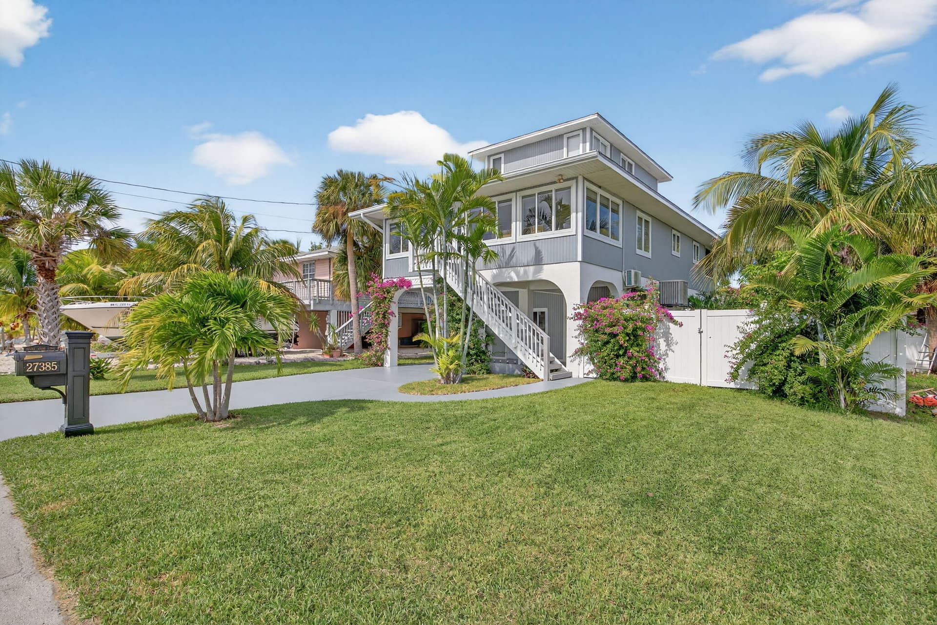 27385 Saint Lucie Lane photo 4