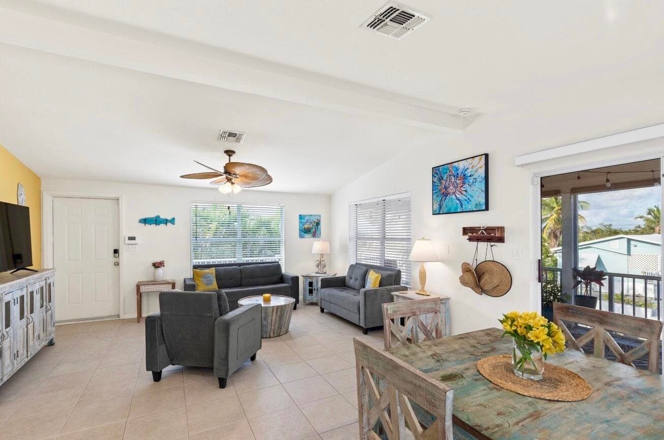 157 Mars Lane photo 11
