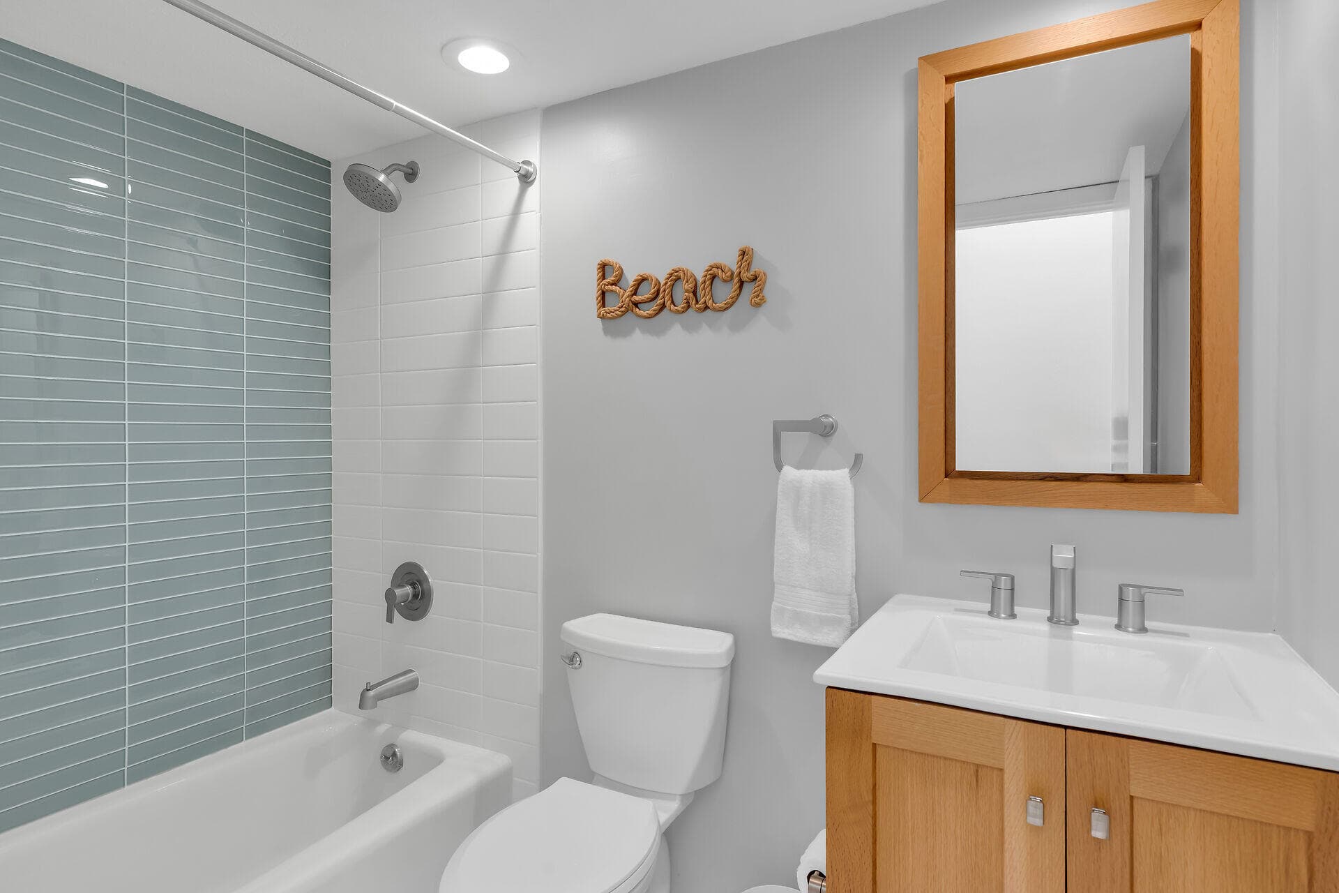 601 W Ocean Drive 316-D photo 23