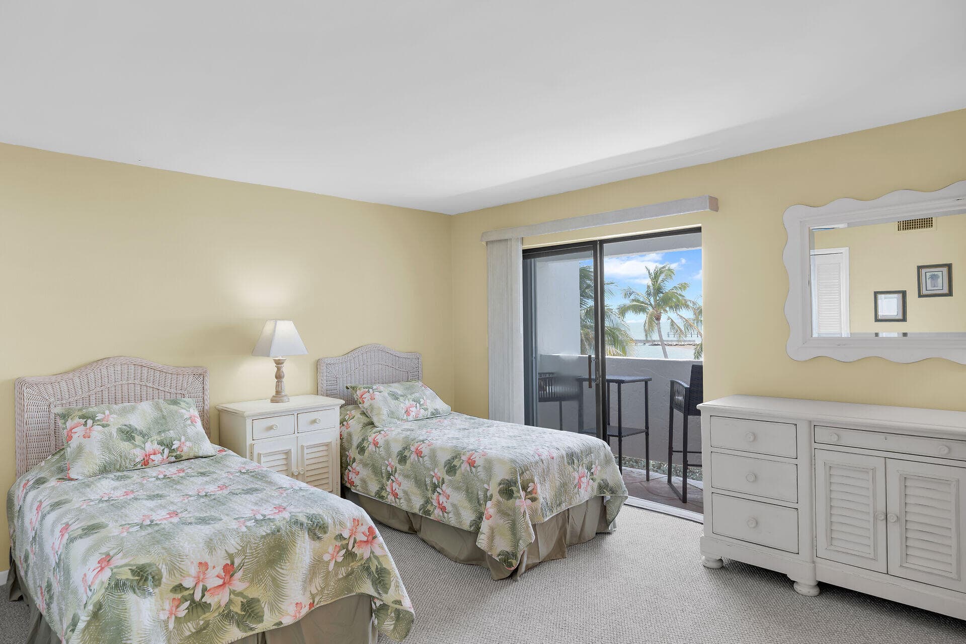 601 W Ocean Drive 316-D photo 20
