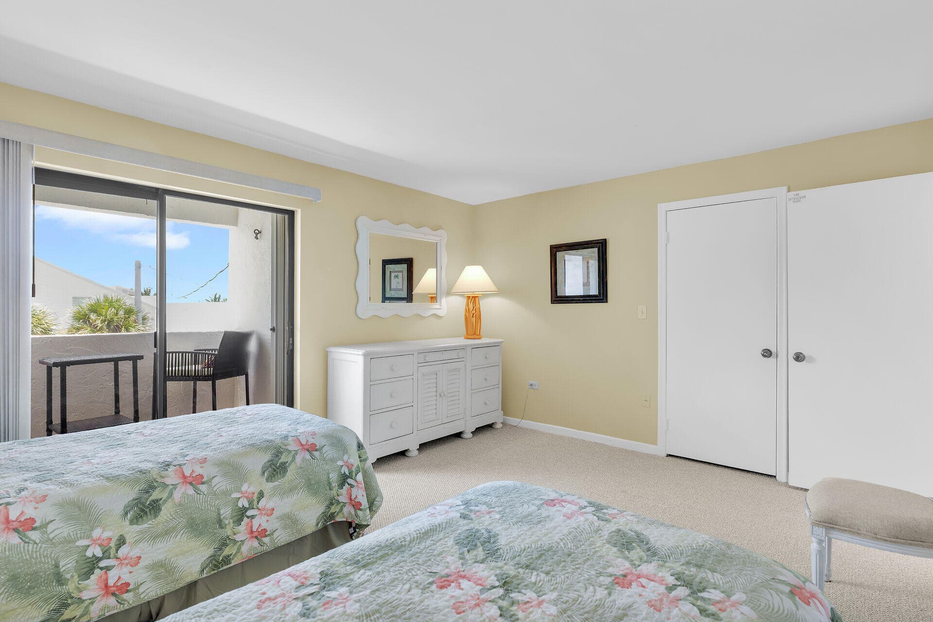 601 W Ocean Drive 316-D photo 22