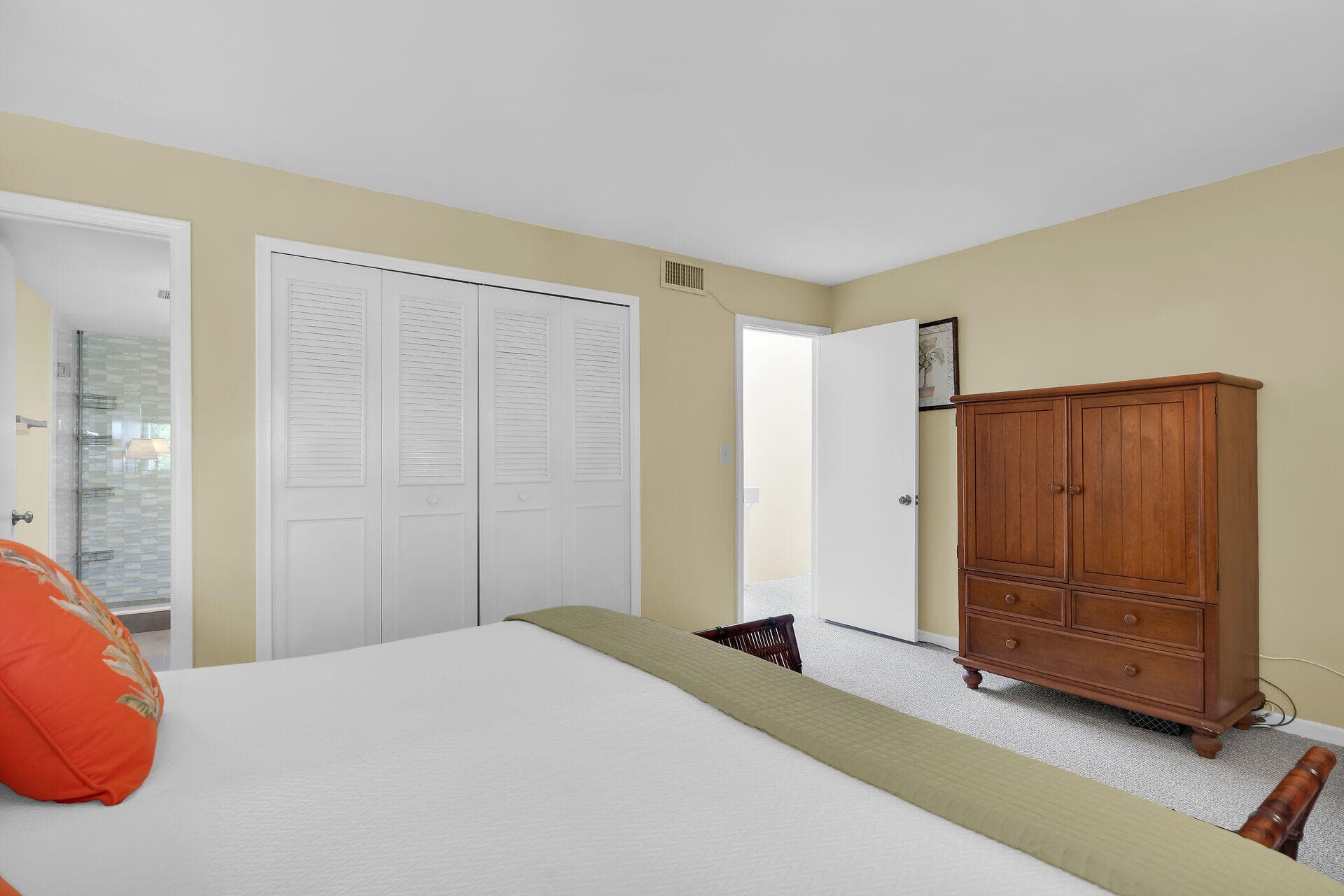 601 W Ocean Drive 316-D photo 17