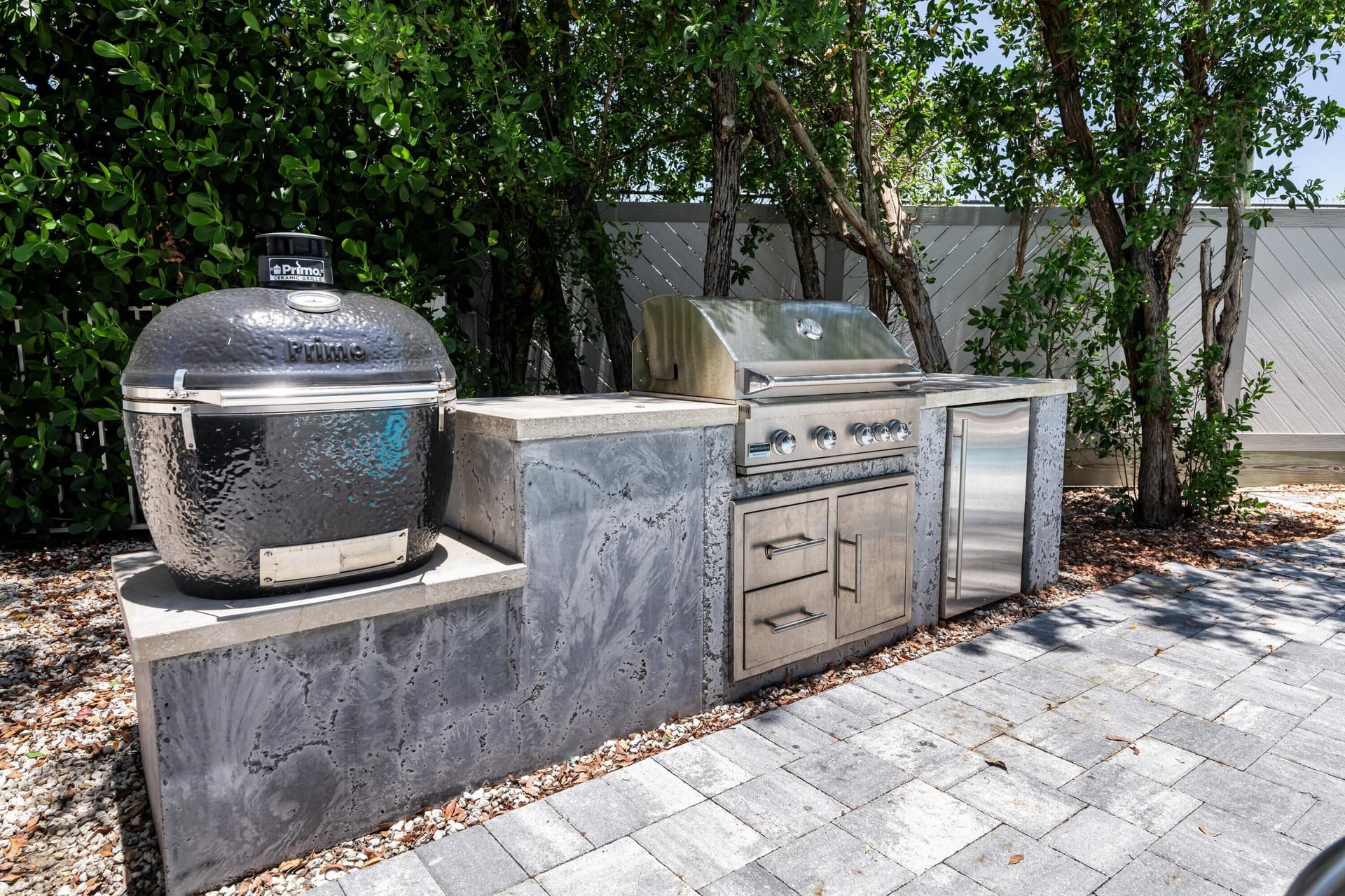 101 Avenue D photo 10