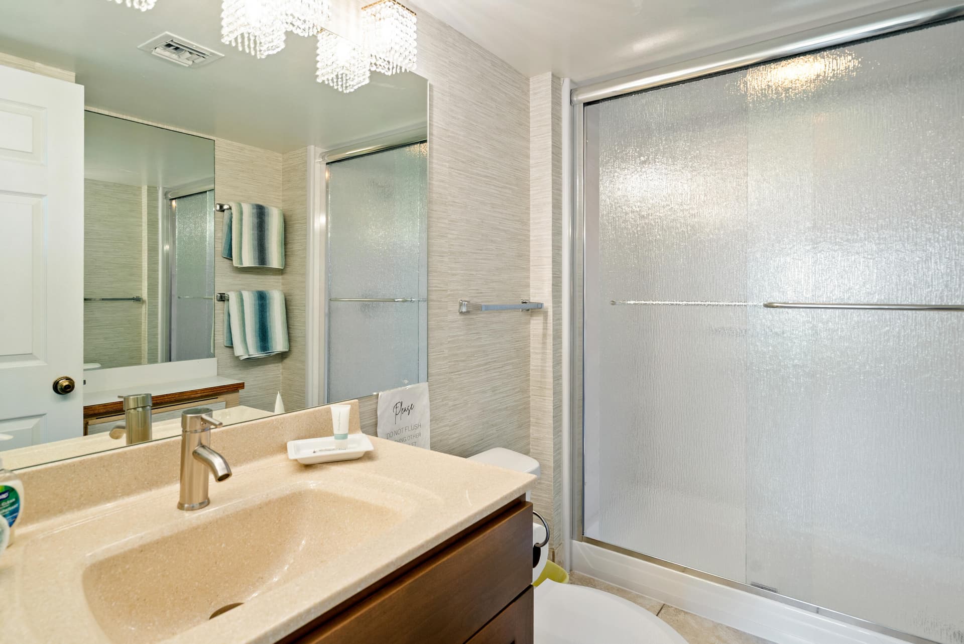 500 Burton Drive 4206 photo 15