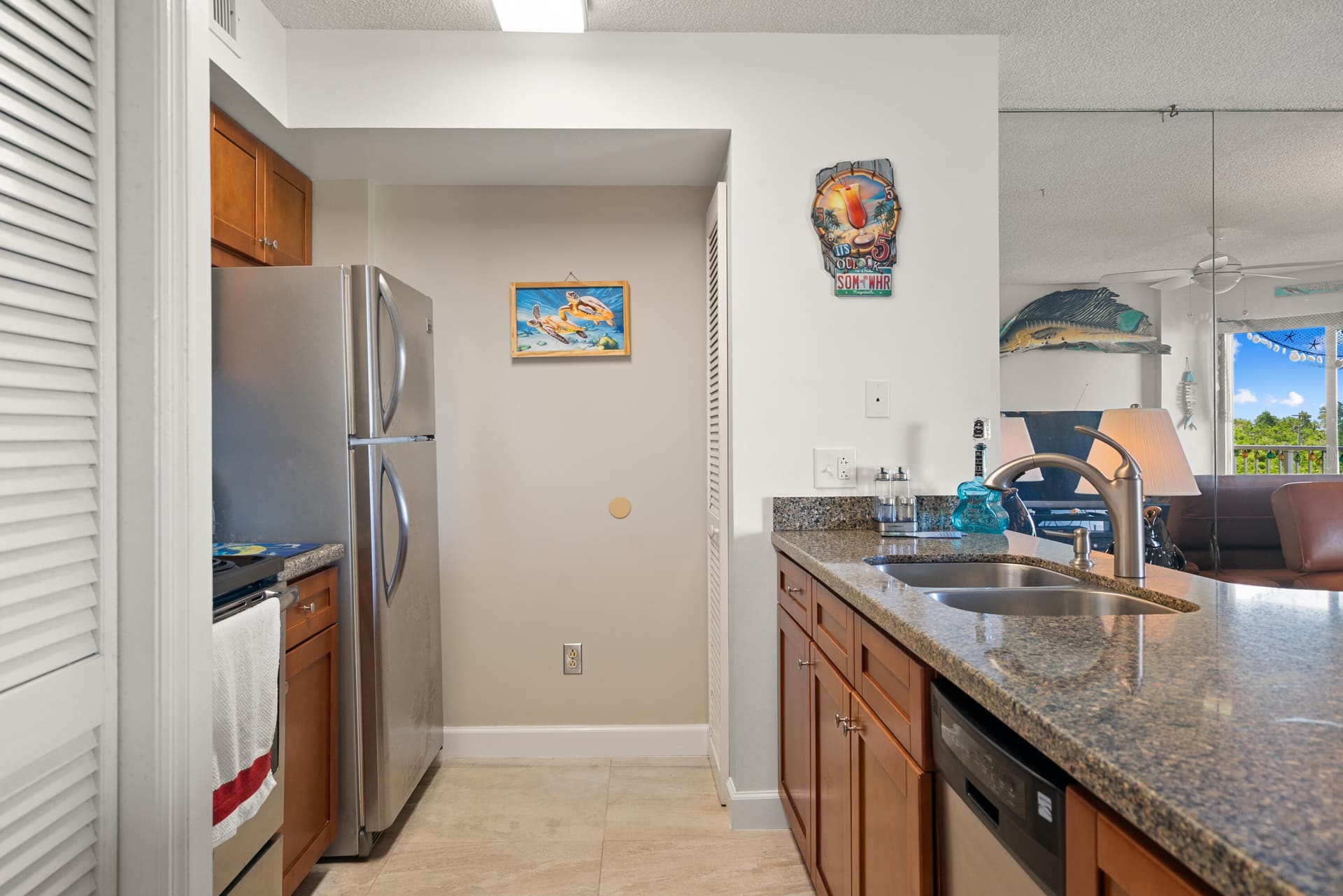 500 Burton Drive 2304 photo 17