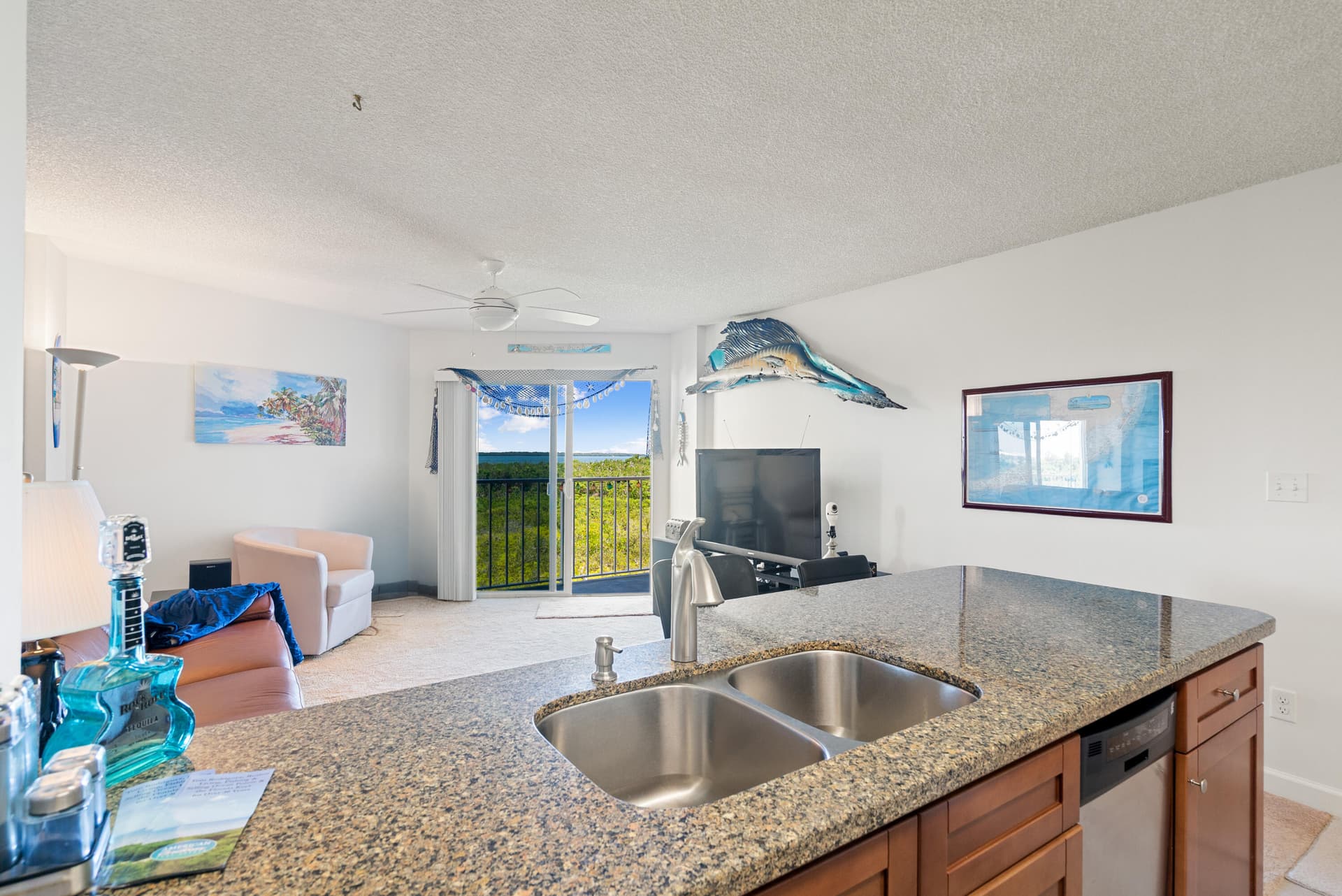 500 Burton Drive 2304 photo 7