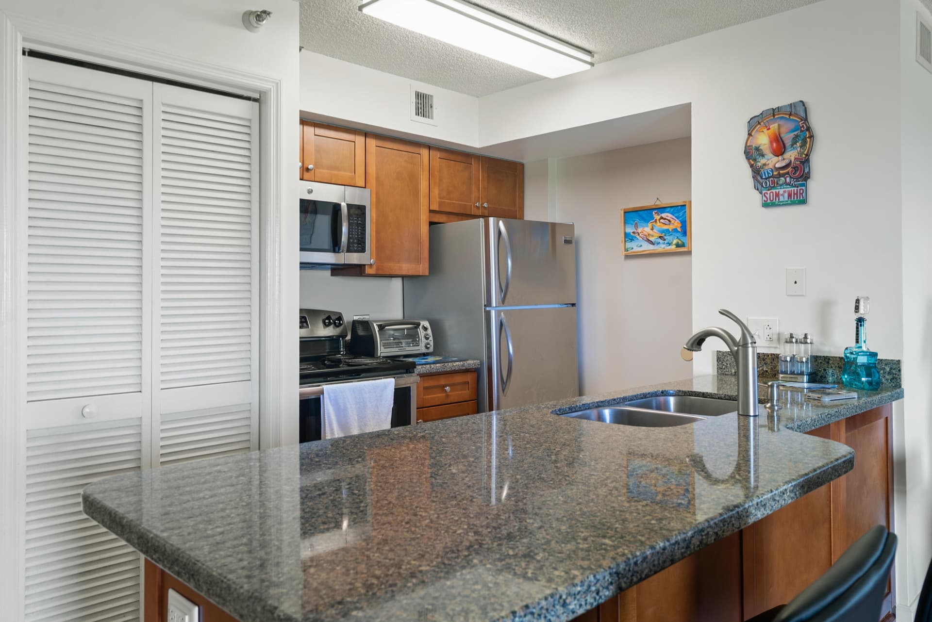 500 Burton Drive 2304 photo 6