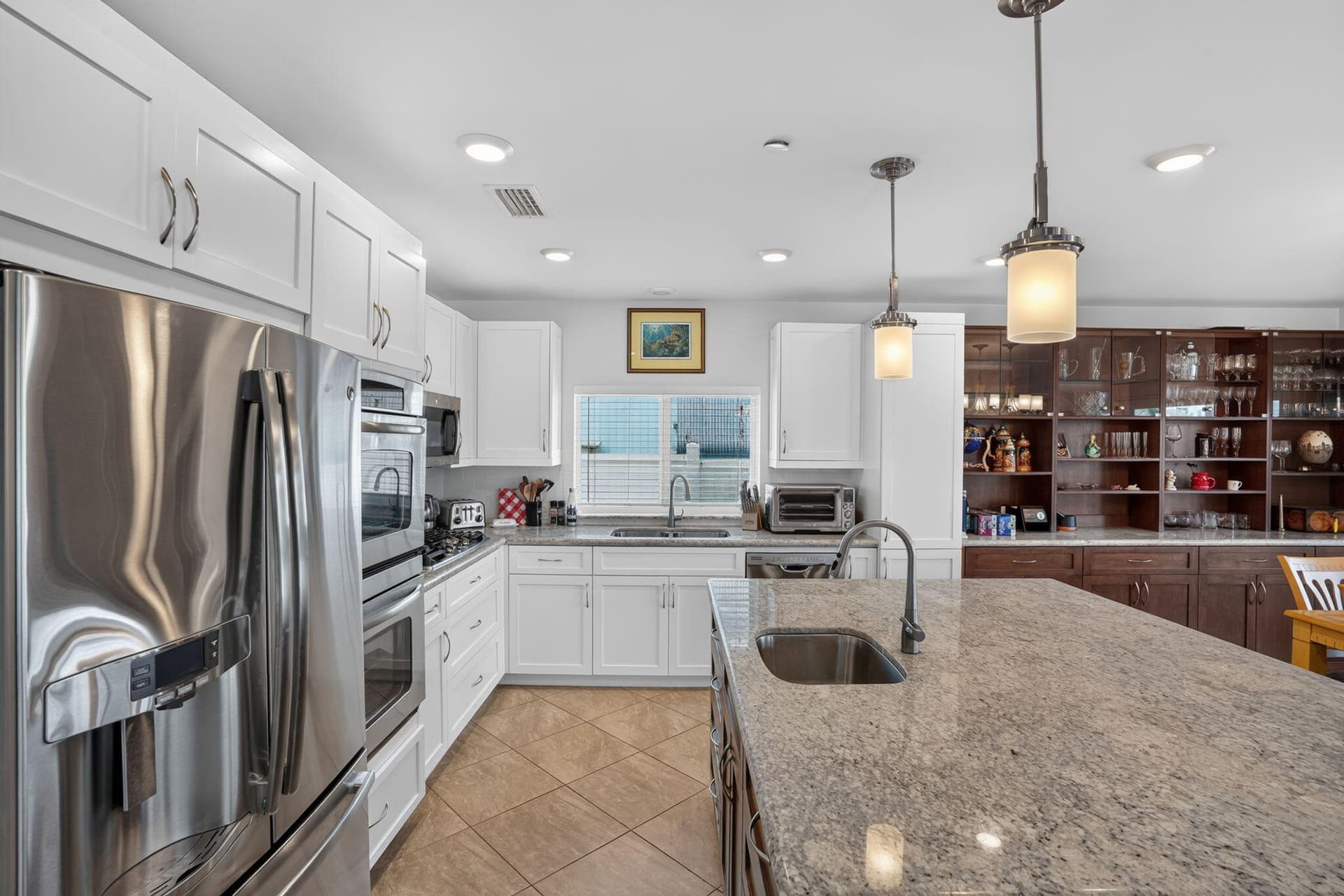 1608 Monmouth Lane photo 8