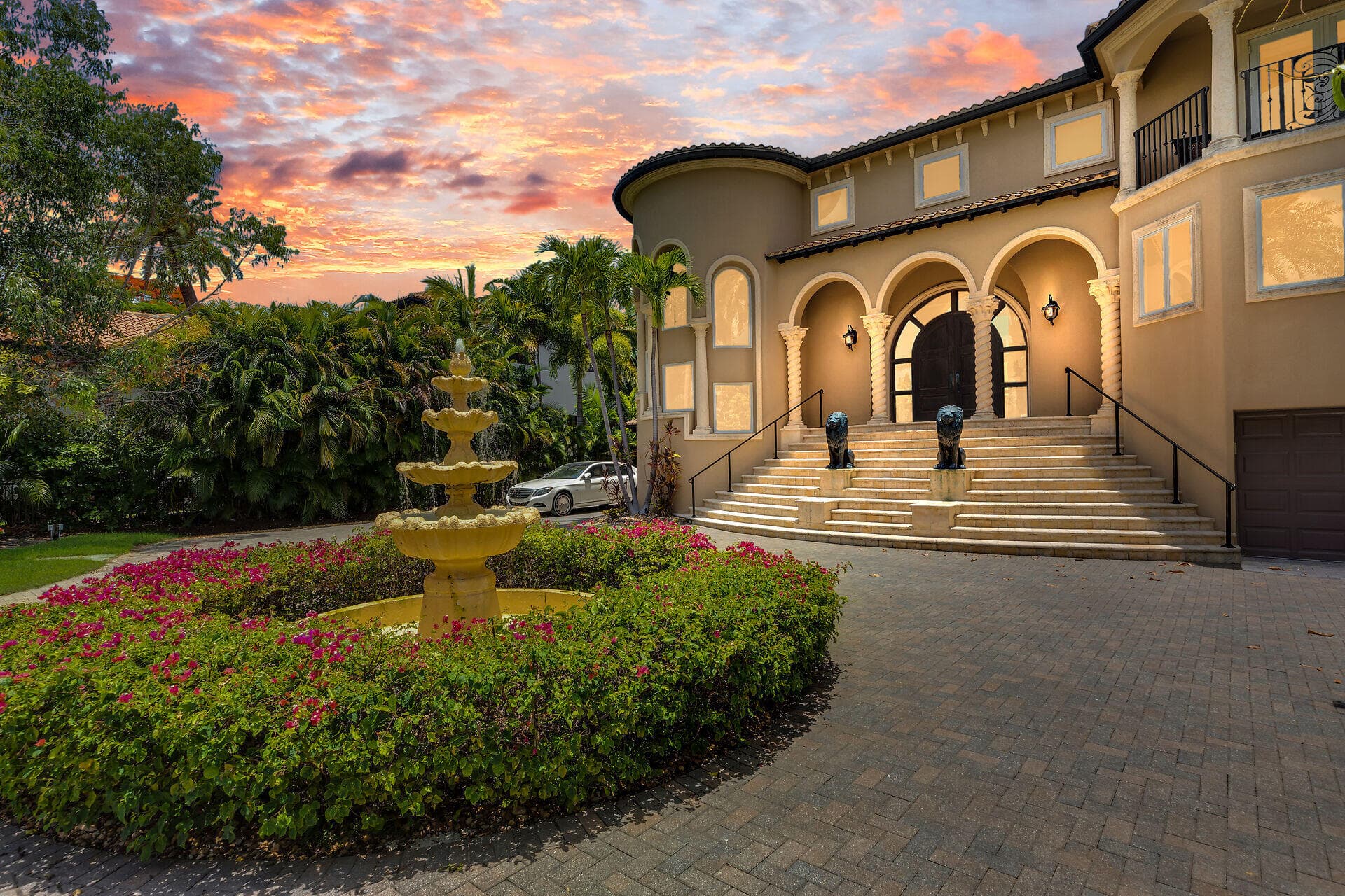 119 Coco Plum Drive photo 2