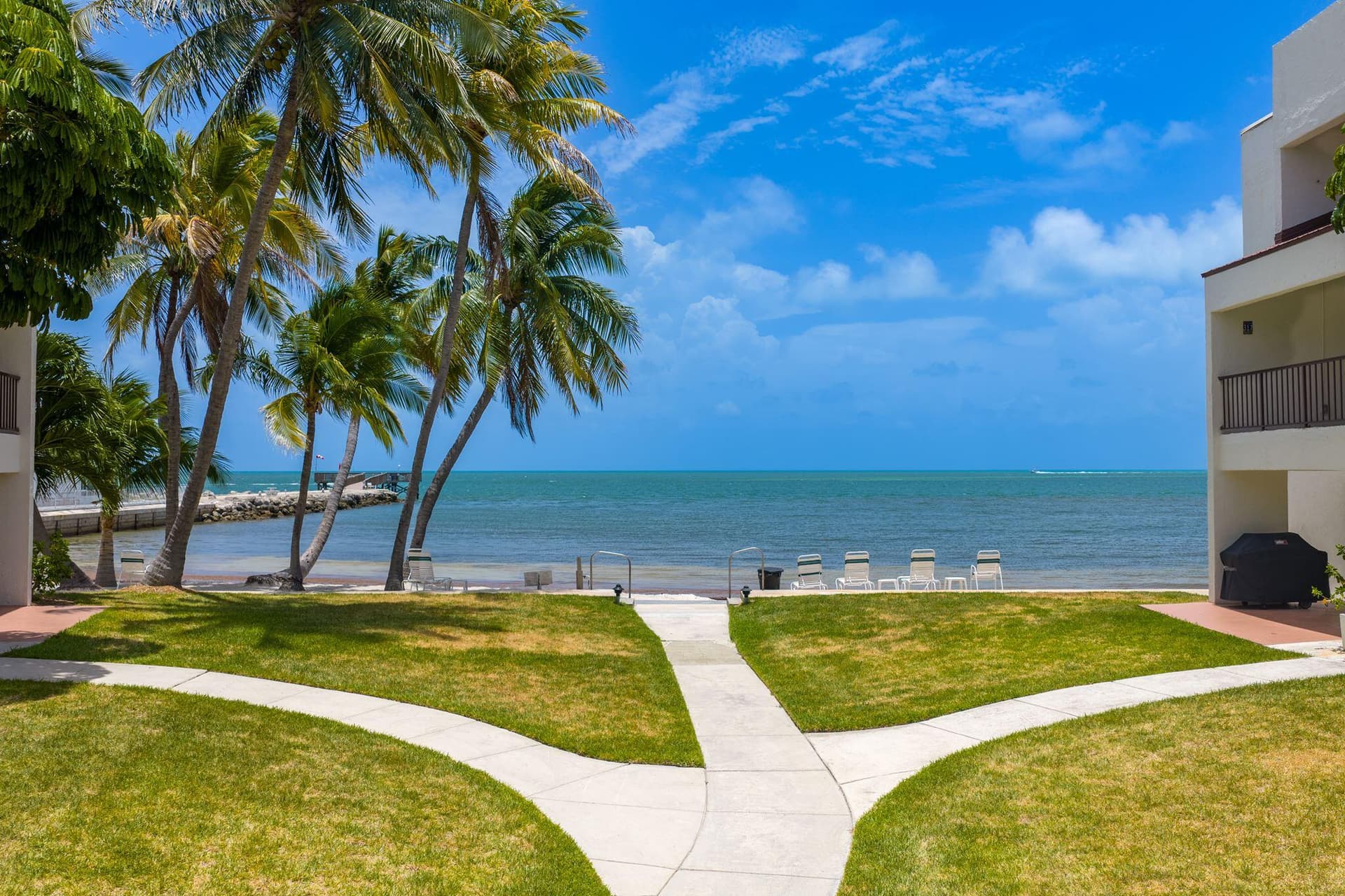 601 W Ocean Drive 312D photo 2