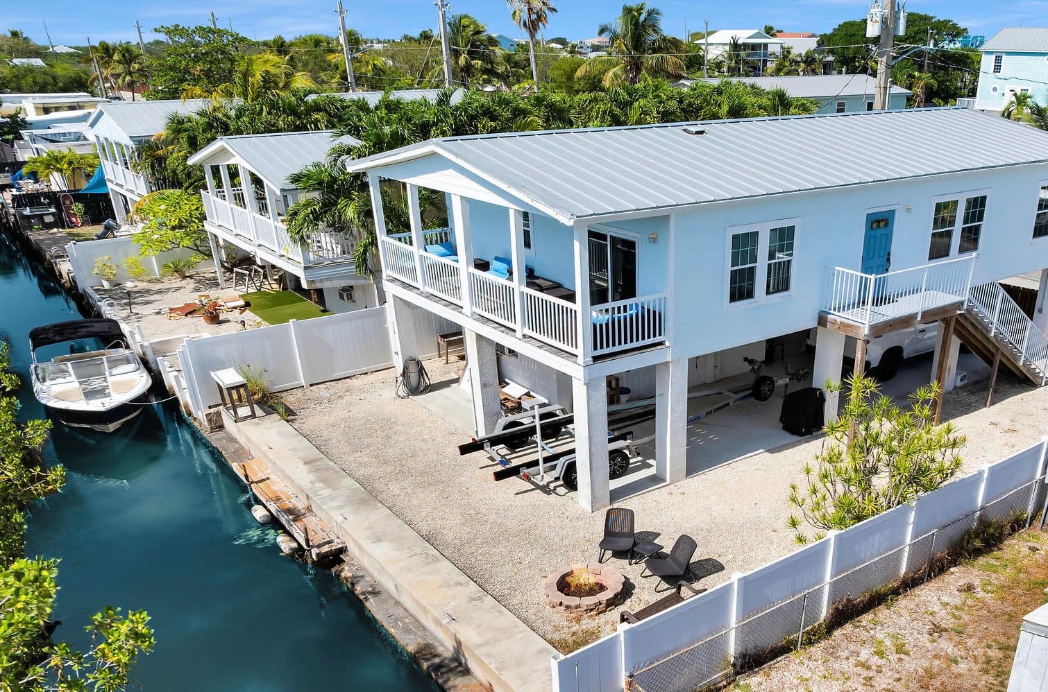 27 Barcelona Drive photo 1