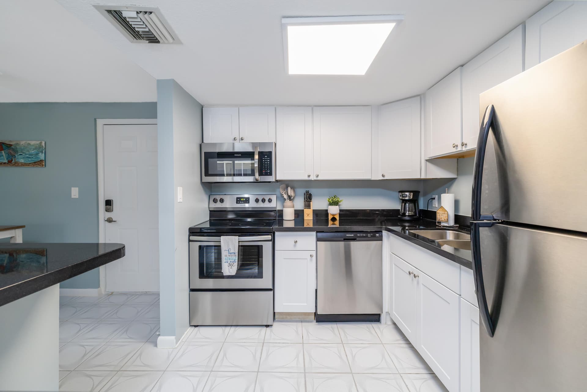 107 Avenue D APT 201 photo 13